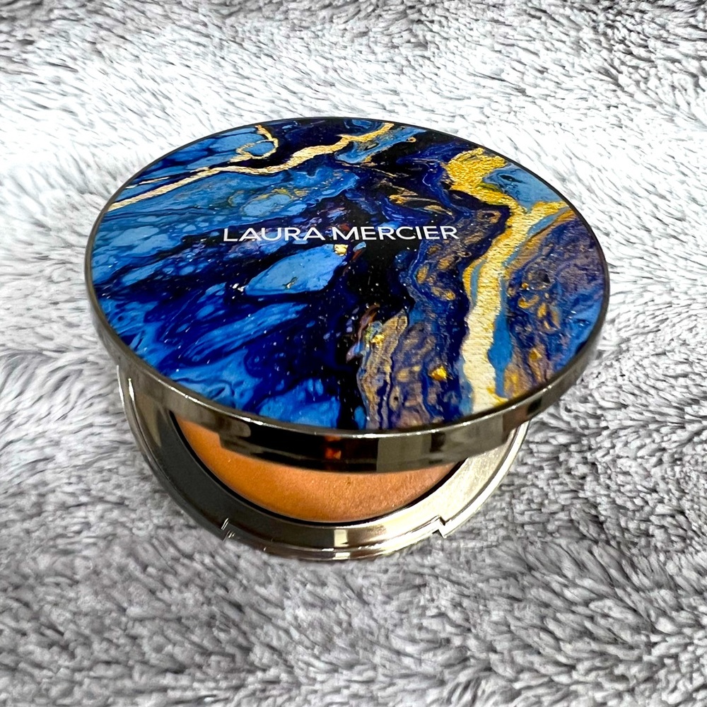 Laura Mercier cream bronzer, used once. Sun kissed veil, Riviera sun